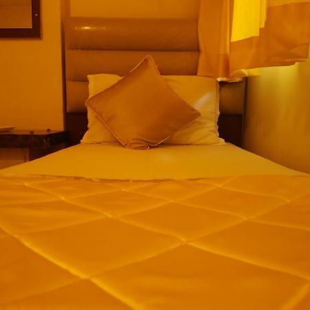 مومباي Hotel Silver Castle المظهر الخارجي الصورة