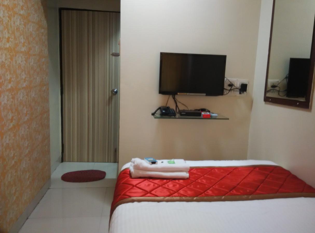 مومباي Hotel Silver Castle المظهر الخارجي الصورة
