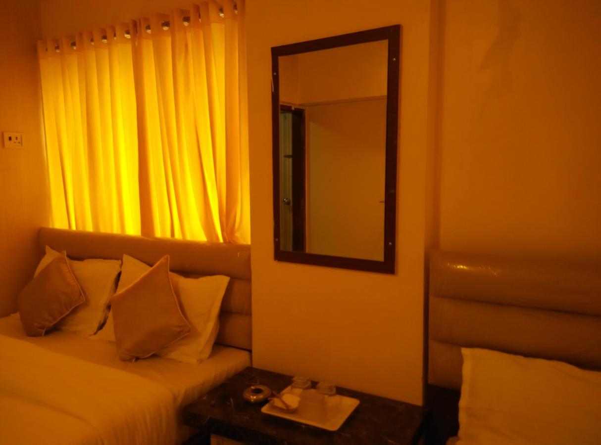 مومباي Hotel Silver Castle المظهر الخارجي الصورة