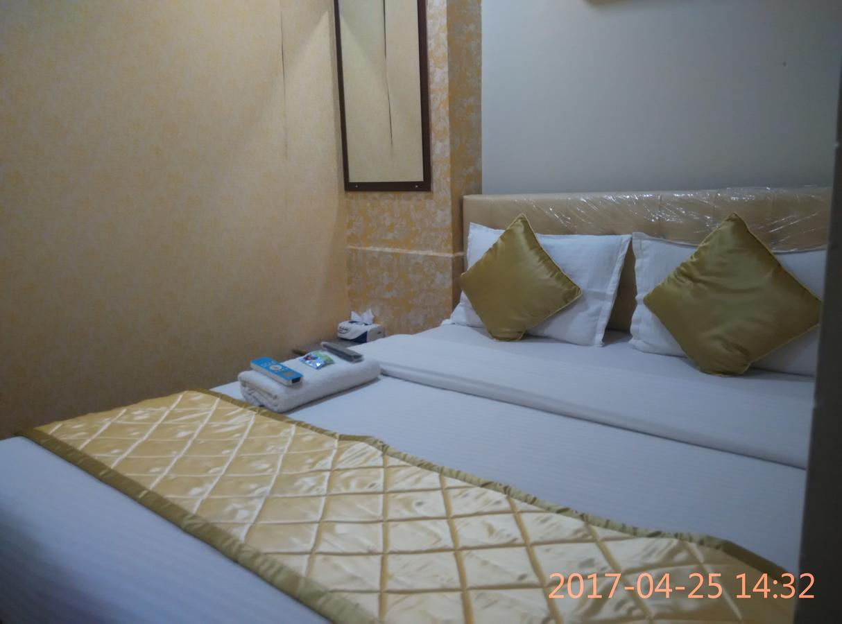 مومباي Hotel Silver Castle المظهر الخارجي الصورة
